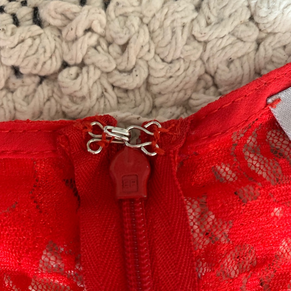 Red ASOS dress - Picture 5 of 6